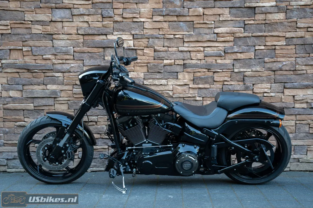 2016 Harley-Davidson FXSE Pro Street Breakout CVO 110 Screamin Eagle