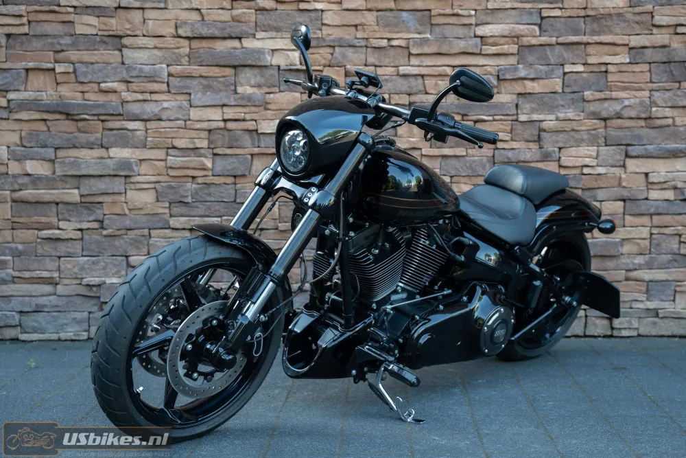 2016 Harley-Davidson FXSE Pro Street Breakout CVO 110 Screamin Eagle