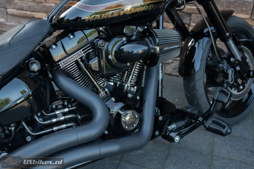 2016 Harley-Davidson FXSE Pro Street Breakout CVO 110 Screamin Eagle