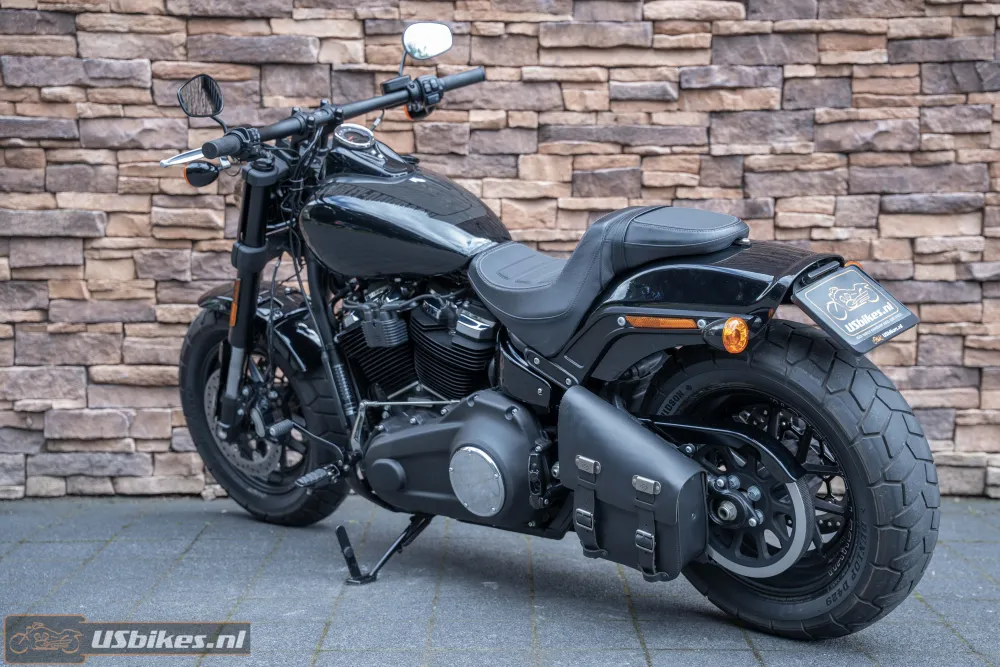 2019 Harley-Davidson FXFB Fat Bob Softail 107 Jekill & Hyde 