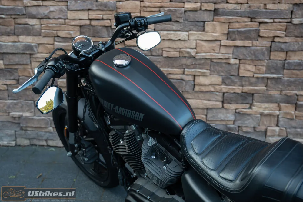 2017 Harley-Davidson XL1200CX Roadster Sportster 1200