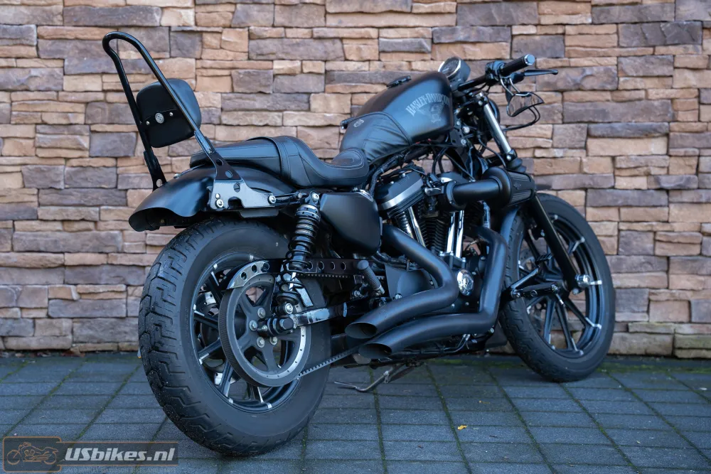 2017 Harley-Davidson XL 883 N Sportster Iron ABS