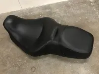 Zadel Harley-Davidson FLHRC Road King Classic (2009-2013) 52000060