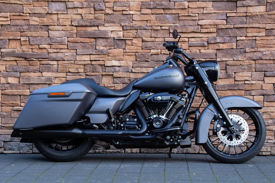 2017 Harley-Davidson FLHRXS Road King Special 107 M8 *VERKOCHT*