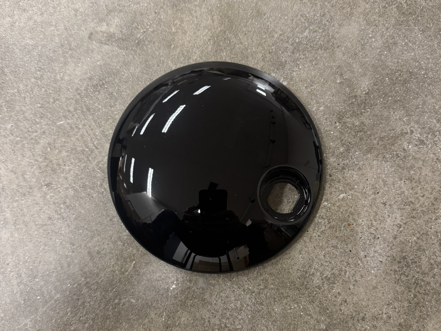 Harley-Davidson Touring Fuel Tank Console Door Black (2014-up) 61300576