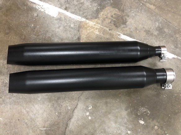 Uitlaatdempers Harley-Davidson Touring M8 origineel (2021-up) 64900954