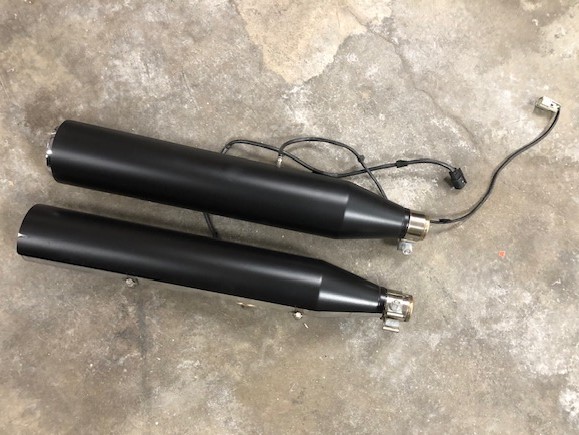 Originele uitlaatdempers Harley-Davidson Softail M8 114 FXBBS Street Bob FXLRS(T) Low Rider S (2021-up) 64900939 