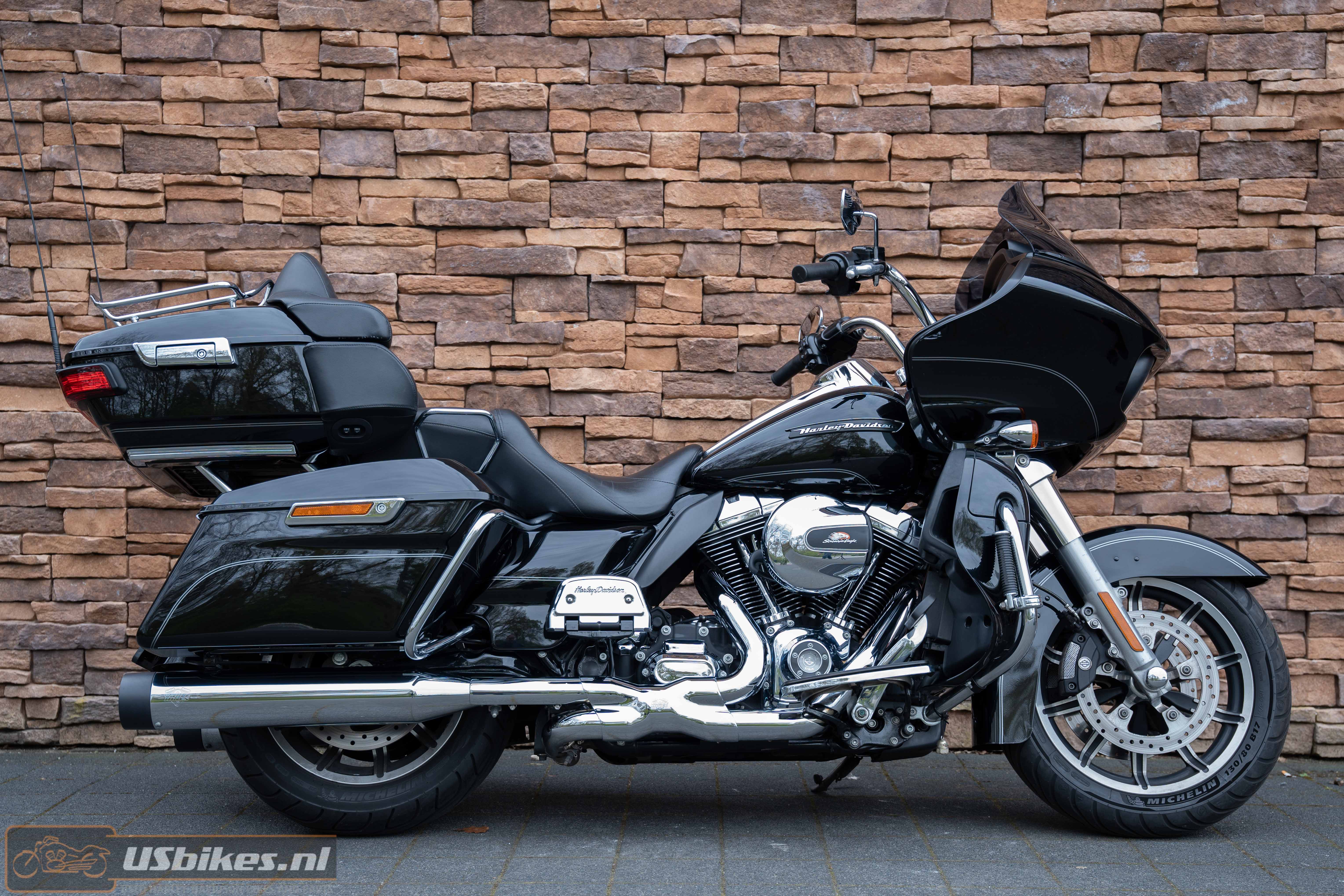 2016 Harley-Davidson FLTRU Road Glide Ultra 103