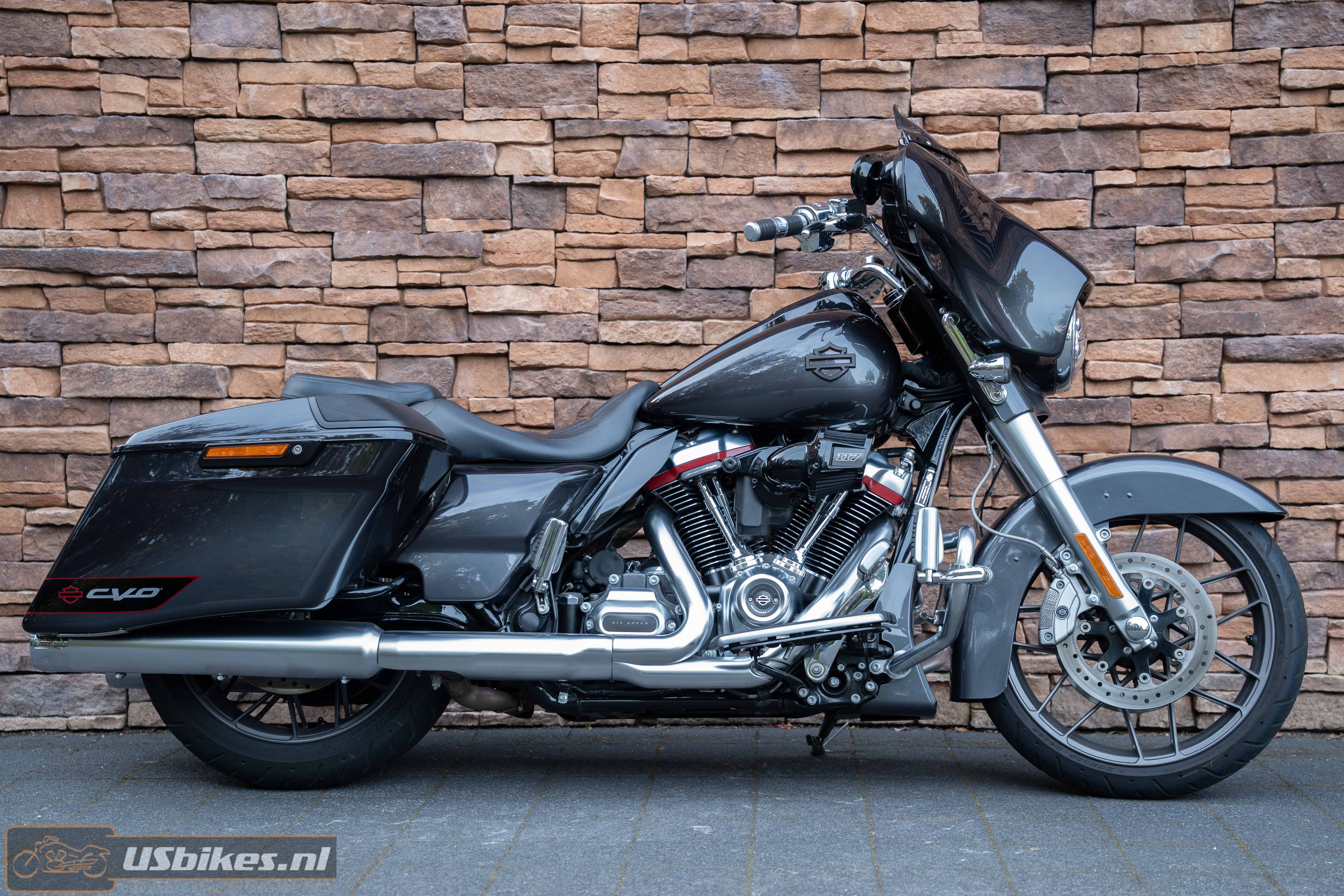 2020 Harley-Davidson FLHXSE Street Glide CVO 117