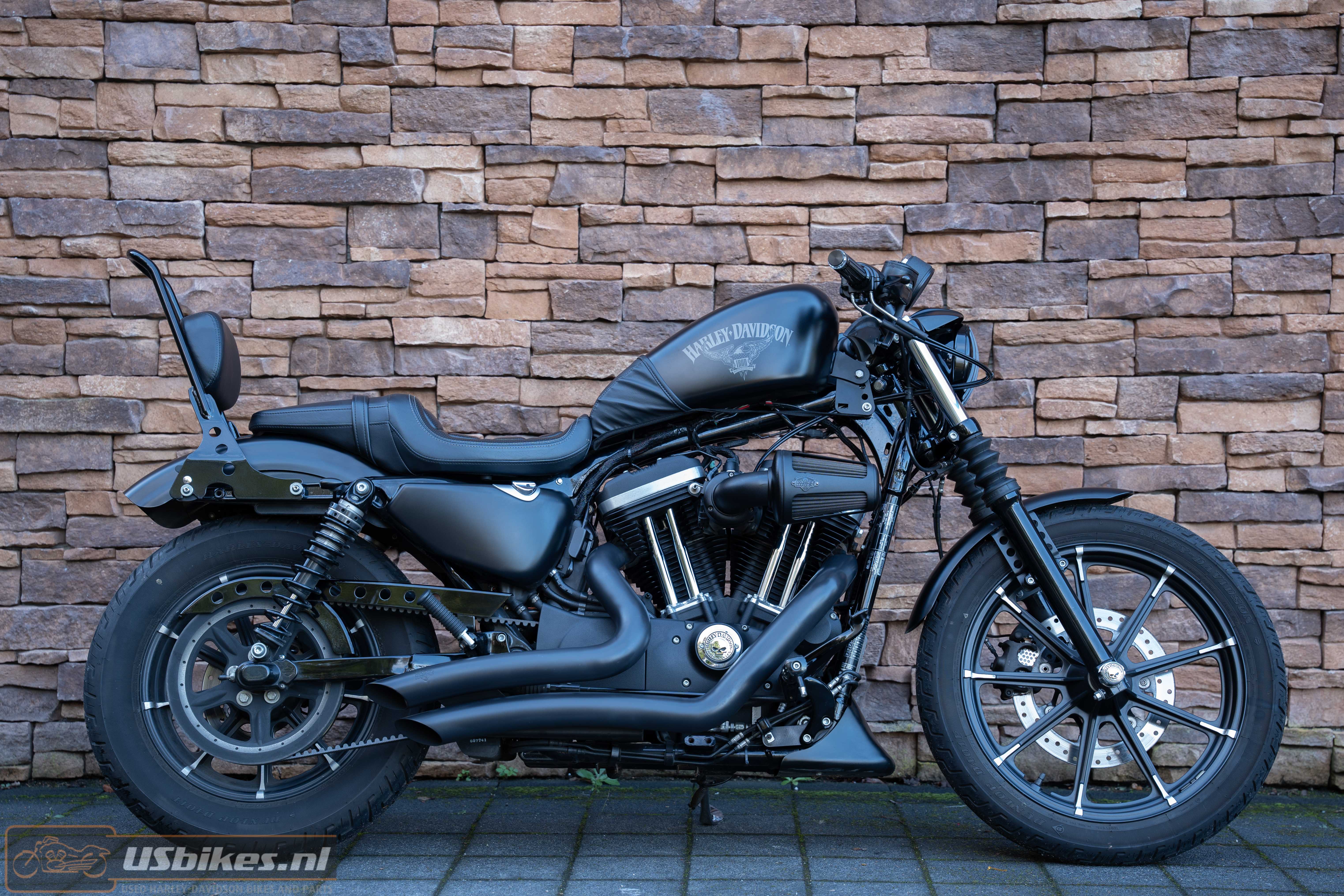 2017 Harley-Davidson XL 883 N Sportster Iron ABS