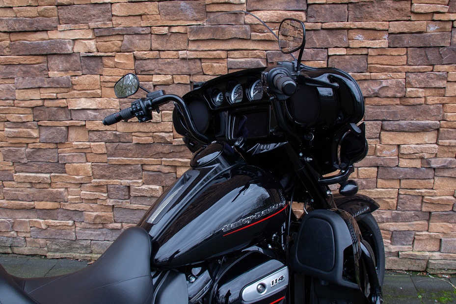2020 Harley-Davidson FLHTK Ultra Limited M8 114 blacked out RT