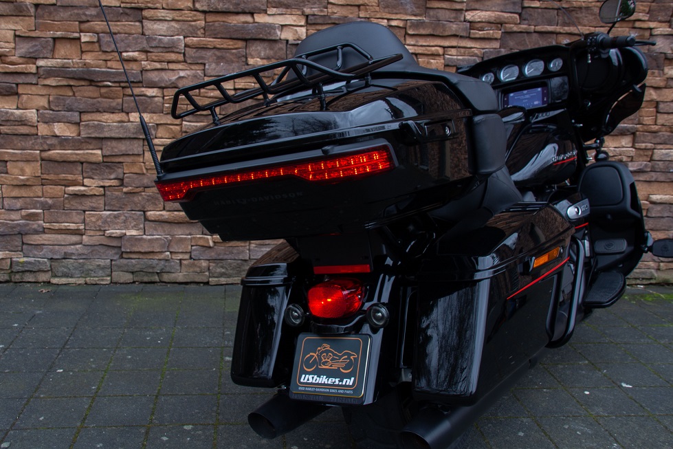 2020 Harley-Davidson FLHTK Ultra Limited M8 114 blacked out RTC