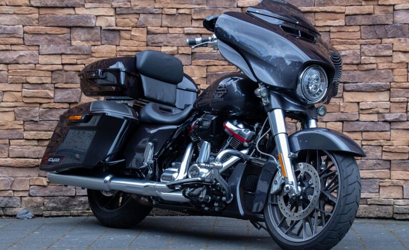 2020 Harley-Davidson FLHXSE Street Glide CVO 117