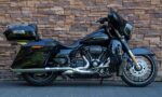 2017 Harley-Davidson FLHXSE CVO Street Glide M8 114 Dark Slate Candy Arctic Black Vance Hines R