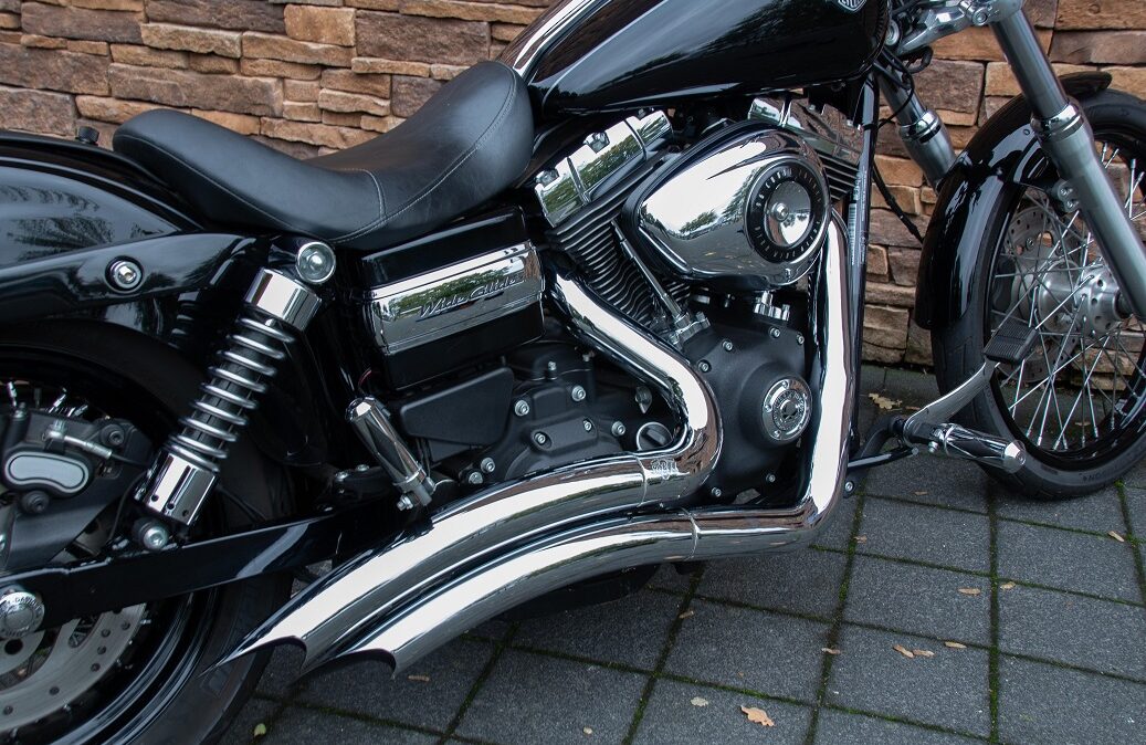 2013 Harley-Davidson FXDWG Dyna Wide Glide 96 Vance Hines RE