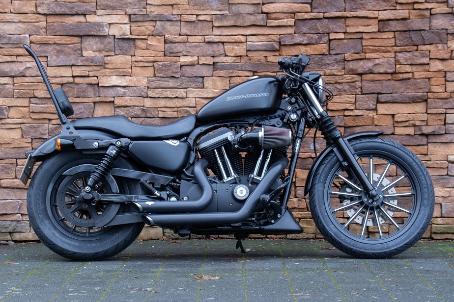 2010 Harley-Davidson XL883N Iron Sportster R