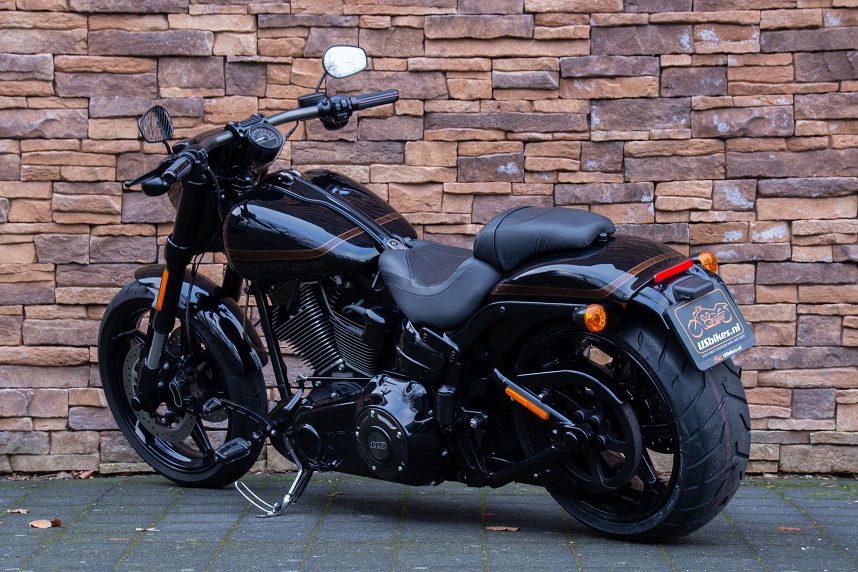 2017 Harley-Davidson FXSE Pro Street Breakout CVO 110 Jekill & Hide LA